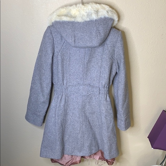 Gorgeous vintage gray coat with rabbit fur trim - Picture 4 of 8